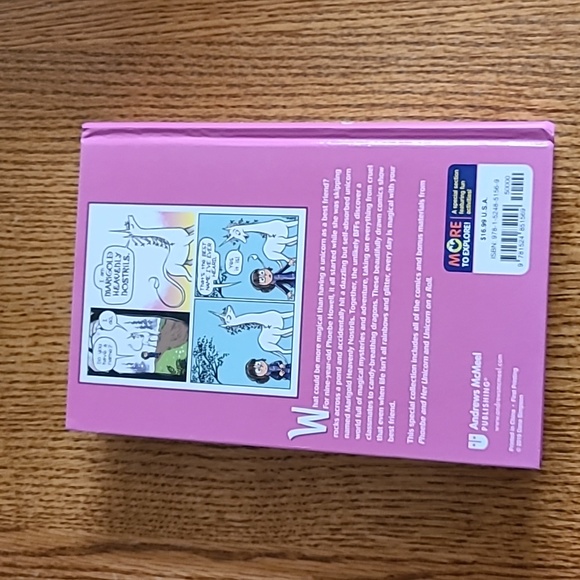 Phoebe and Her Unicorn Adventure Books, bundle 14 books, by Dana Simpson - Picture 8 of 16